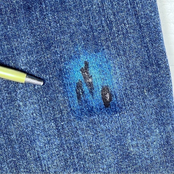 7 FOR ALL MANKIND Women's Rolled Hem Bermuda Denim Shorts Size 31 - Picture 16 of 16